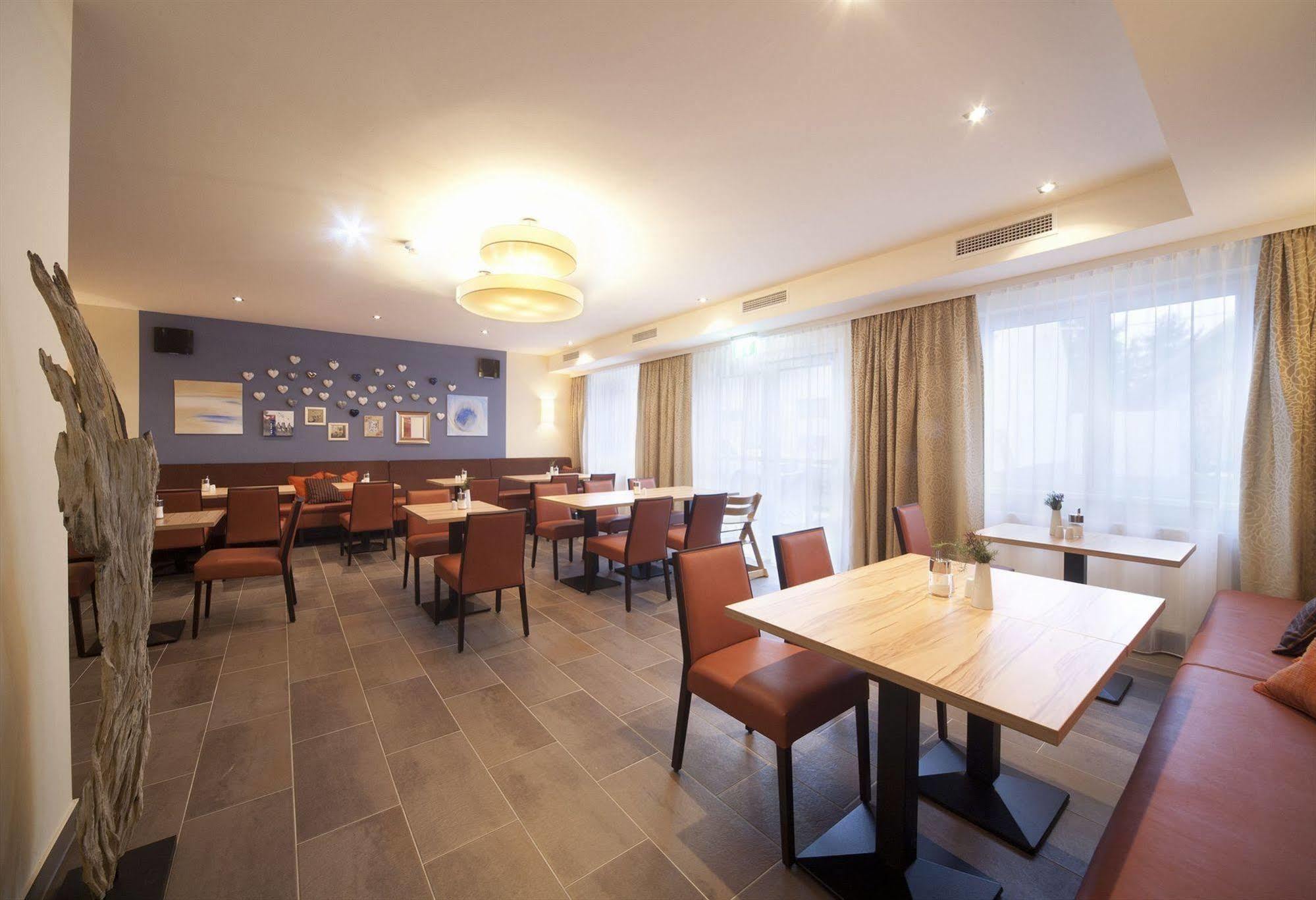 Hotel Das Himberg Екстериор снимка